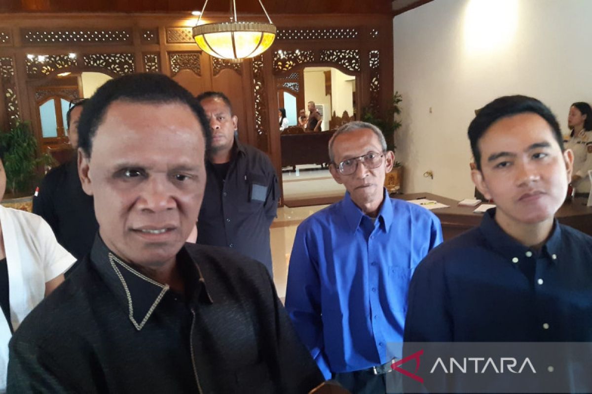 Hercules siap dukung Gibran Rakabuming pada Pilkada  2024