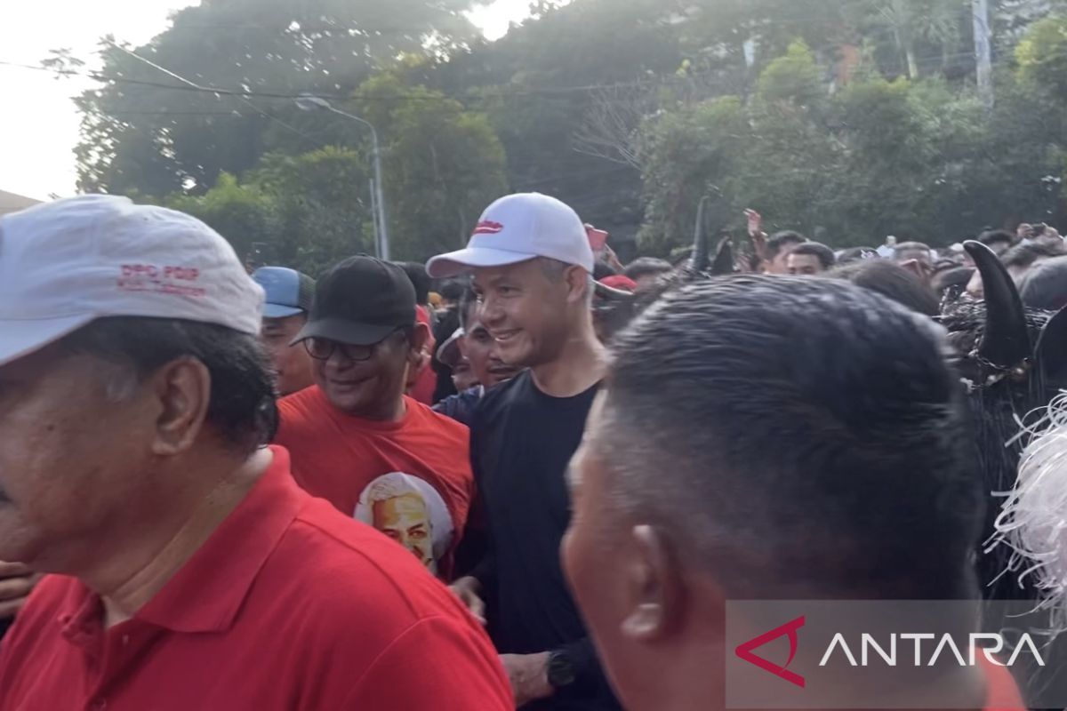 Koster hadirkan Capres Ganjar bersama masyarakat Bali gelar jalan santai