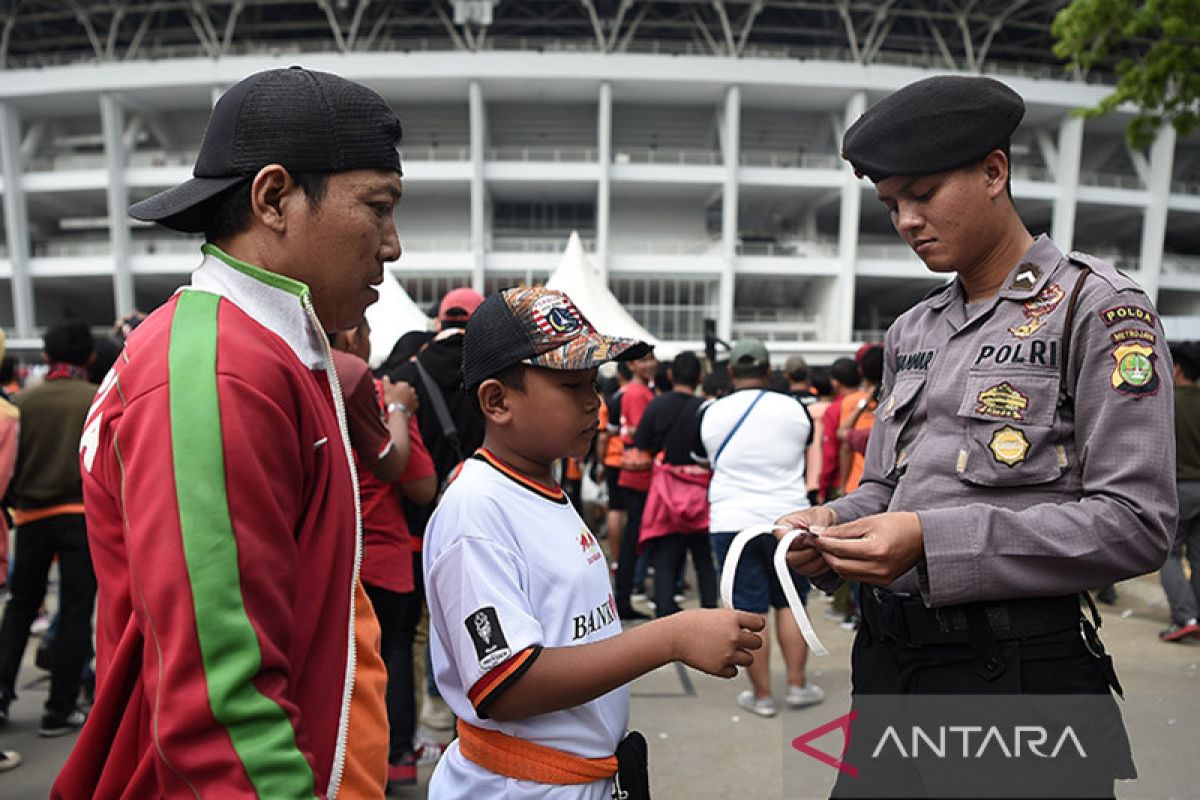 DKI kemarin, pengamanan laga Persija hingga fleksibilitas jam kerja