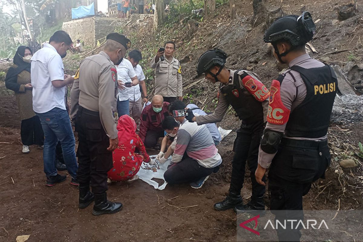 Polresta Banyumas buru pelaku pengubur bayi di lahan tepi sungai