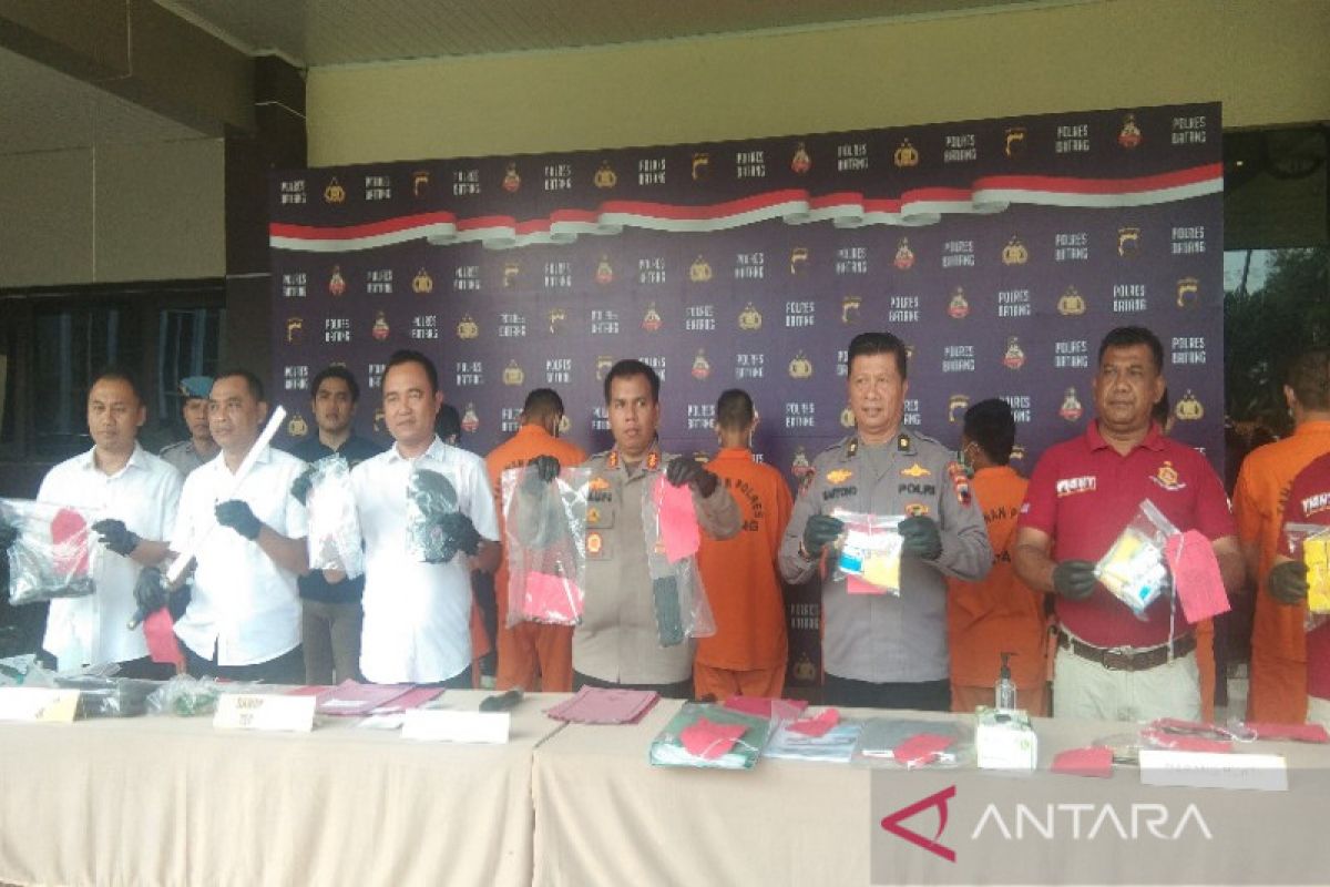 Polres Batang ungkap peredaran 3.200 pil psikotropika