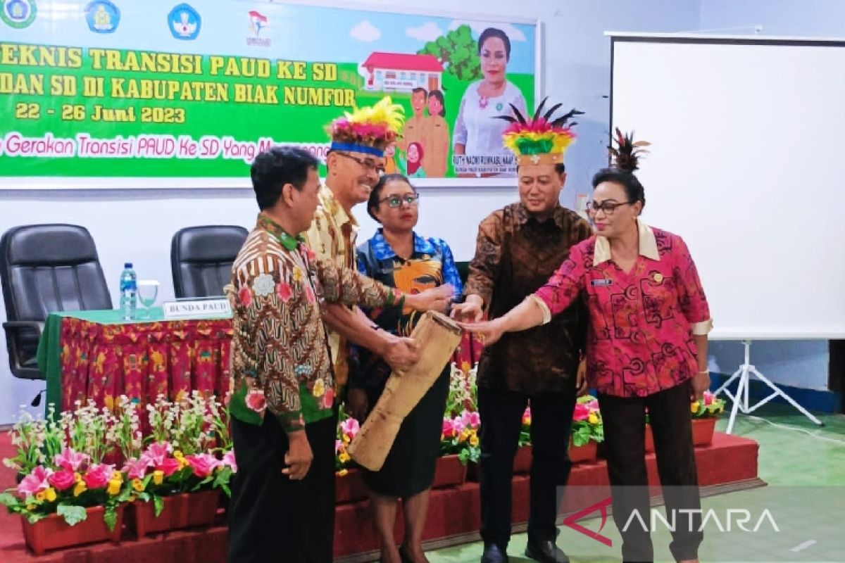 Kemendikbudristek larang sekolah tes baca tulis dan berhitung pada PPDB