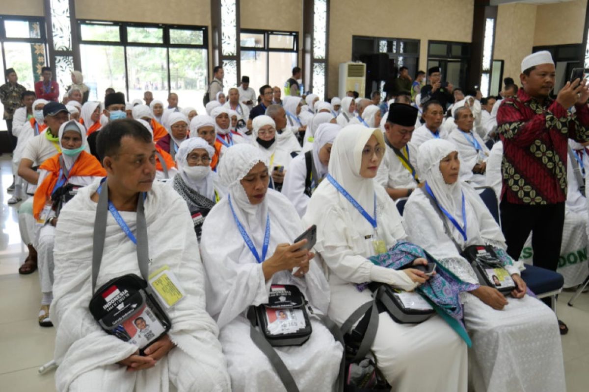 PPIH: Pemberangkatan calon haji Embarkasi  Palembang telah usai