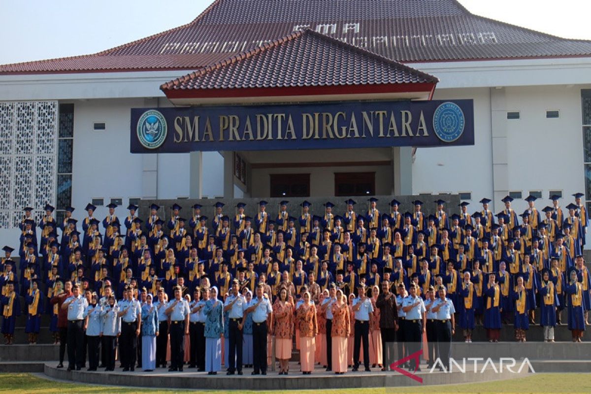 SMA Pradita Dirgantara gelar wisuda hampir seluruh siswa lolos  UTBK