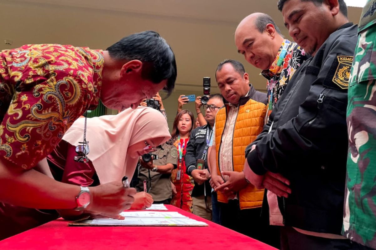 PT RAPP lanjutkan kerjasama desa bebas api dengan tiga desa di Pelalawan dan Kampar