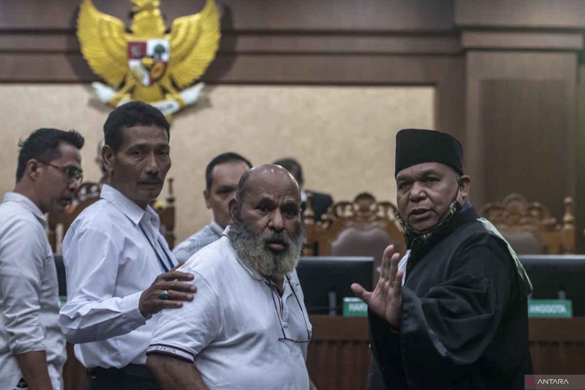 Majelis hakim tolak keberatan Lukas Enembe