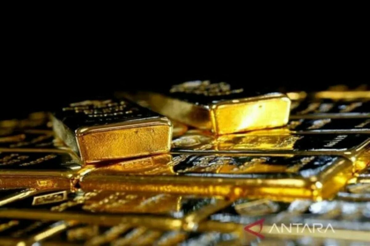 Harga emas jatuh untuk sesi ketiga