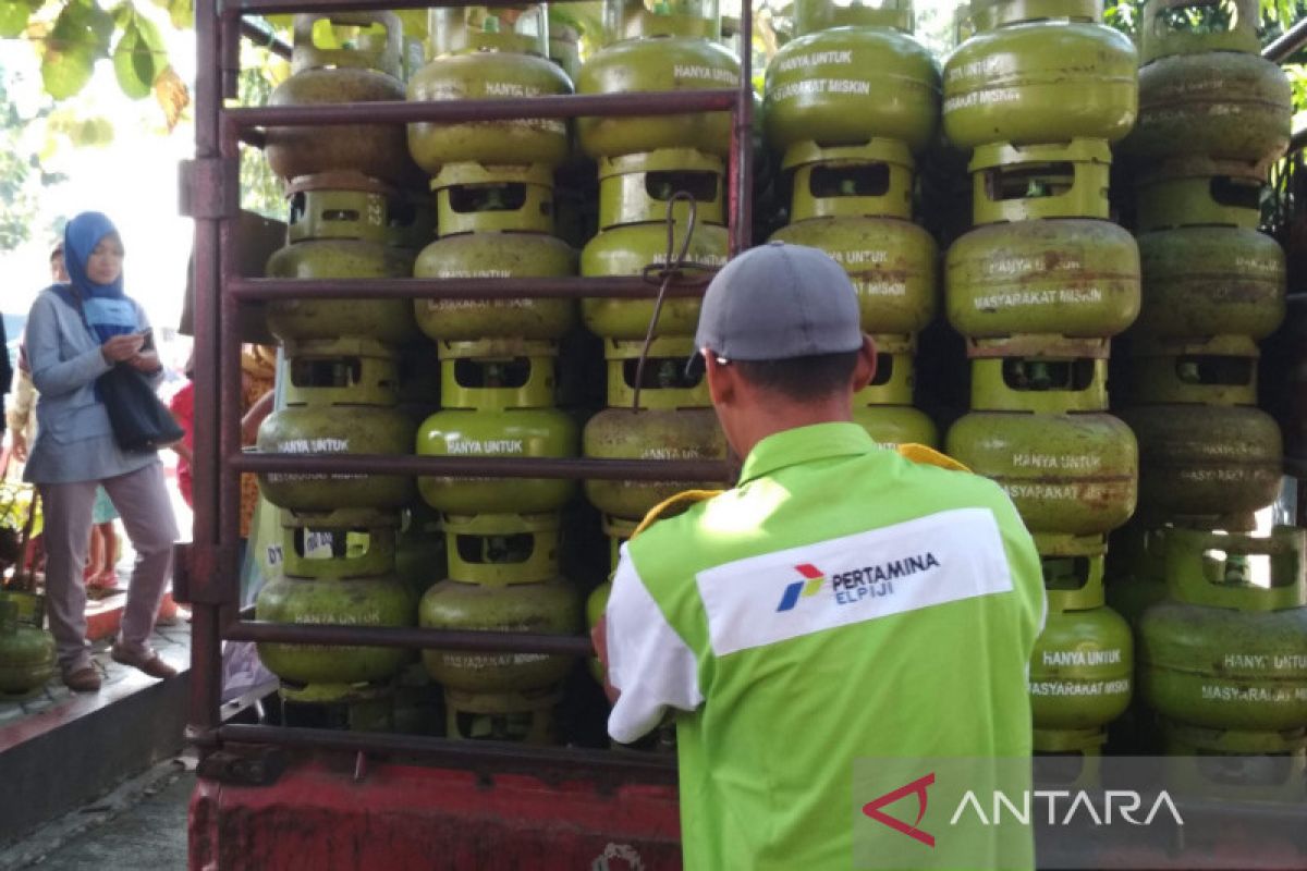 Pertamina cocokkan data konsumen elpiji 3 kg di Jateng-DIY