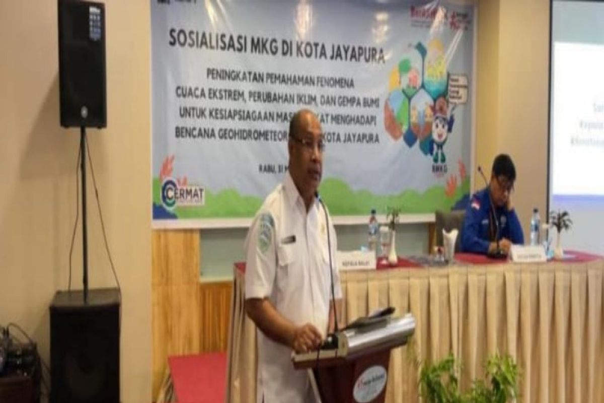 BMKG Jayapura minta pengguna transportasi kapal perhatikan informasi cuaca