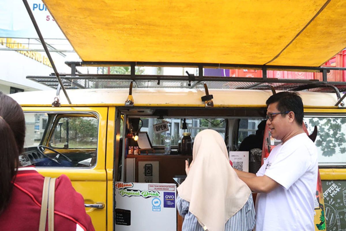 Serunya daftar kuliah sambil ngopi di Kafe UMP yang "cozy"