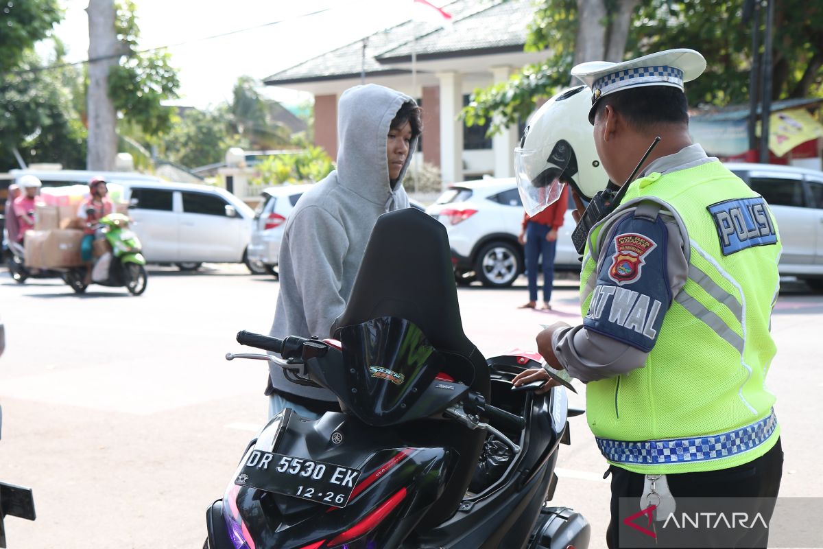 Polresta Mataram menerbitkan 2.400 surat tilang periode enam bulan