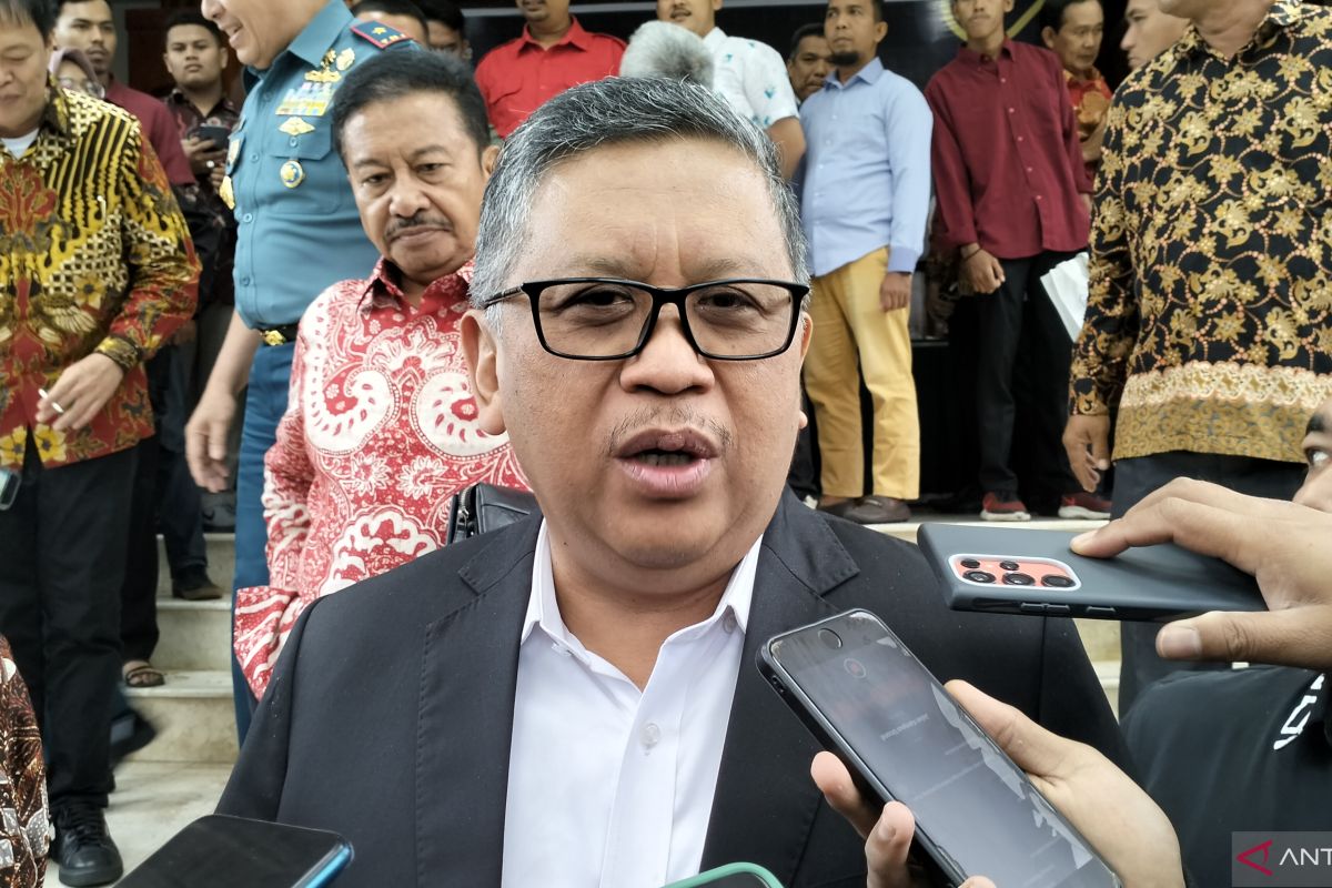 Hasto: Pengumuman nama pendamping Ganjar Pranowo tunggu momentum