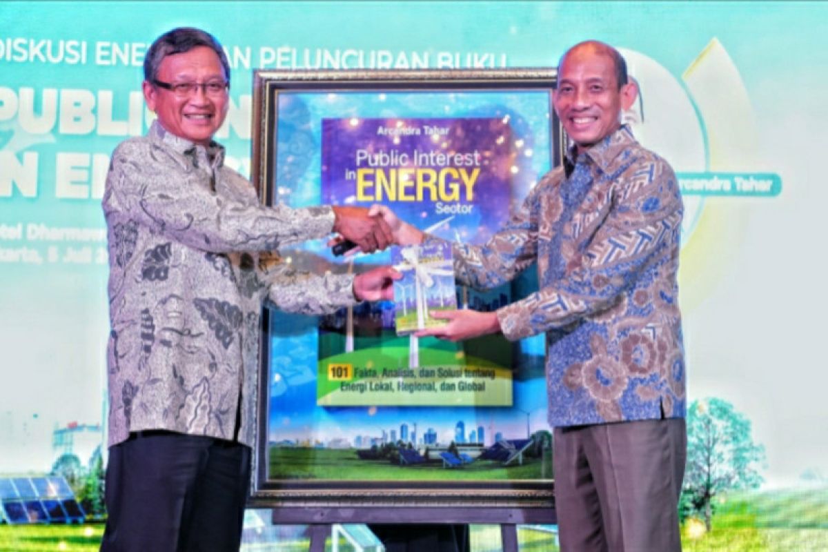 Arcandra luncurkan buku "Public Interest in Energy Sector"