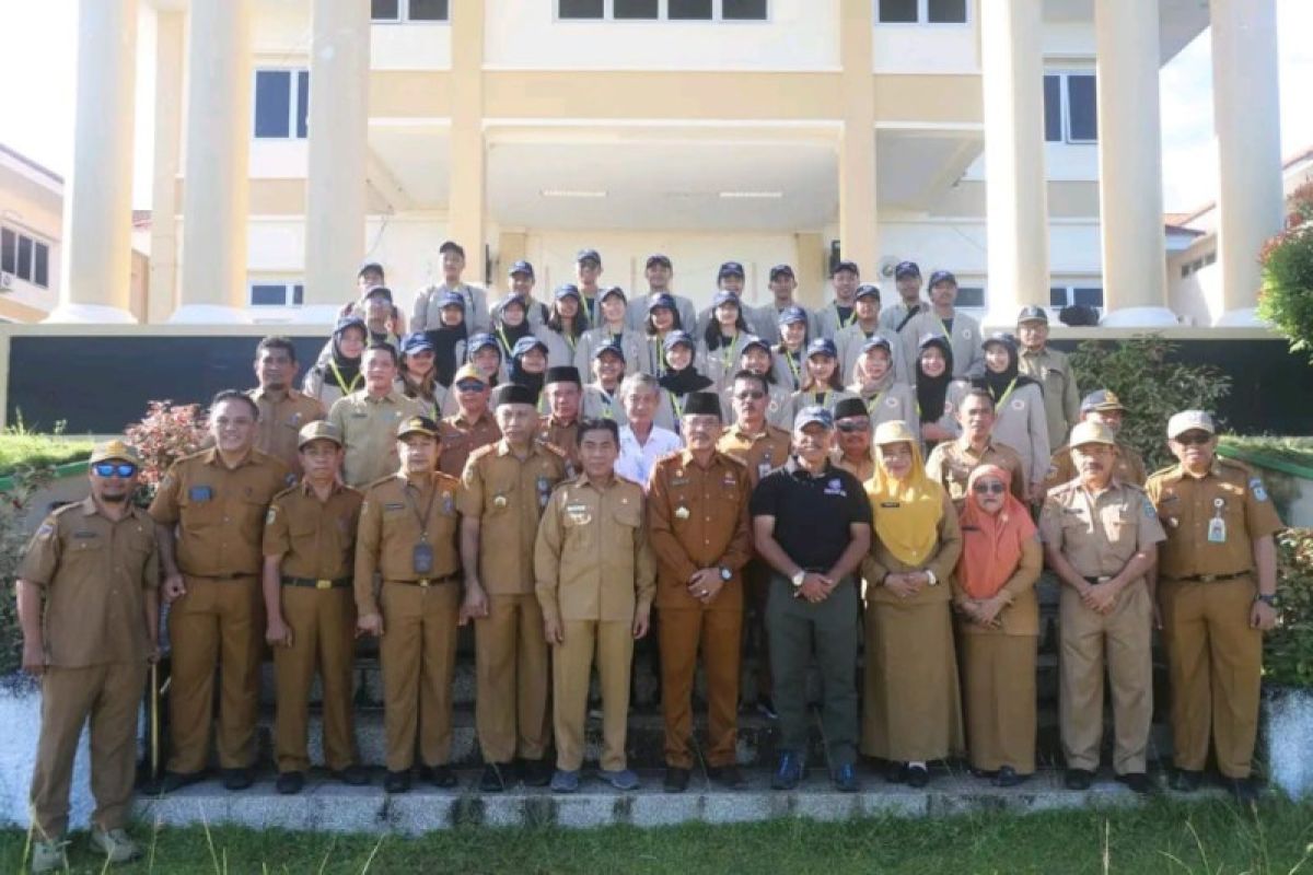 Puluhan mahasiswa dari UGM KKN di Banggai Kepulauan