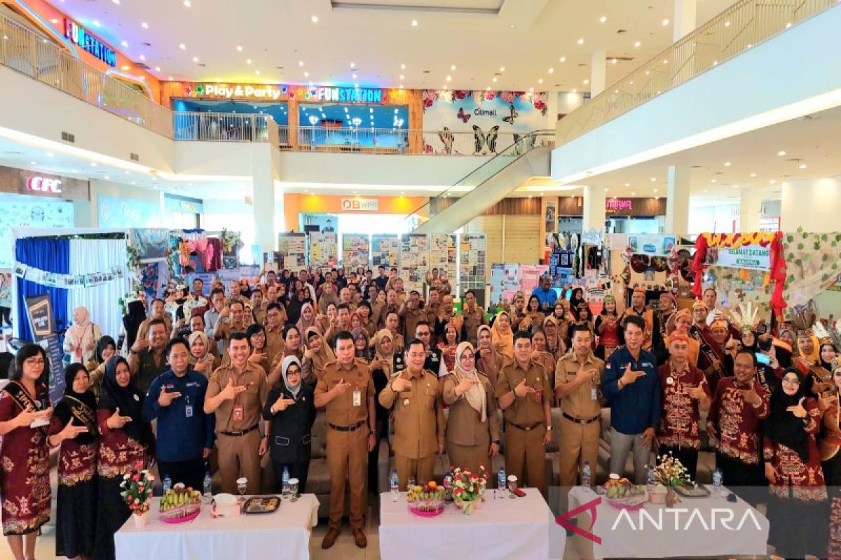 Dukung Guru Penggerak, Bupati dan Wabup Kotim kompak hadiri lokakarya 7