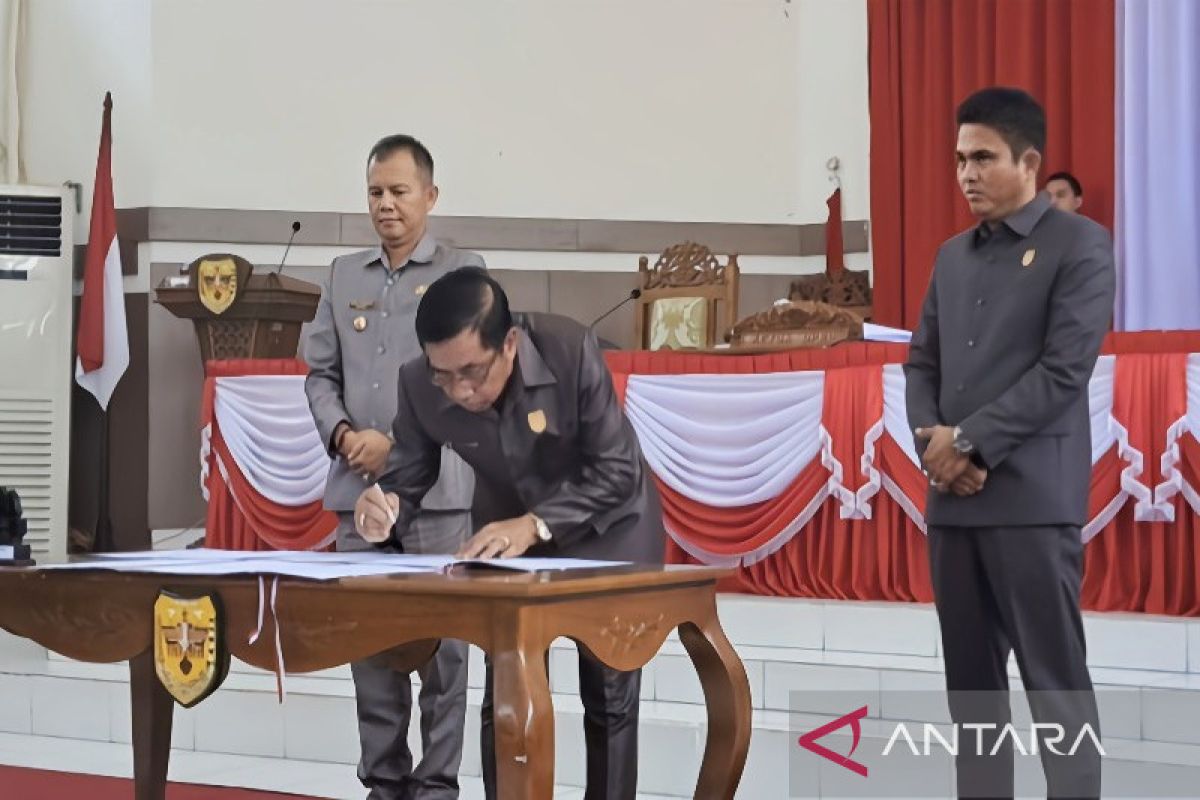 DPRD Gunung Mas setujui penetapan enam perda