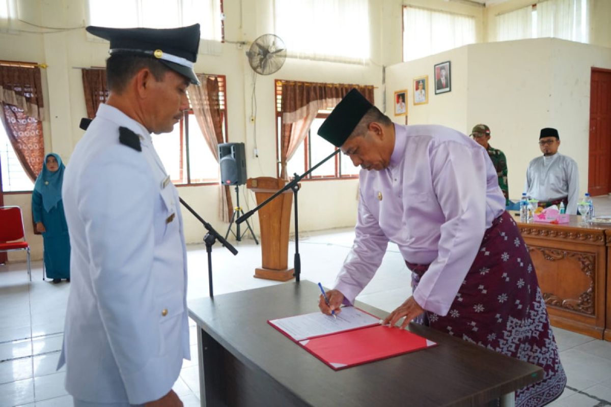 Bupati Siak lantik Penghulu Teluk Mesjid Sungai Apit