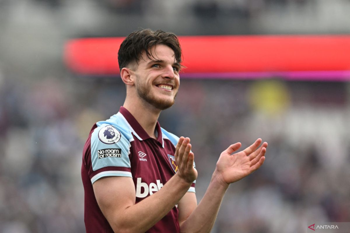 Klub Arsenal resmi umumkan transfer Declan Rice