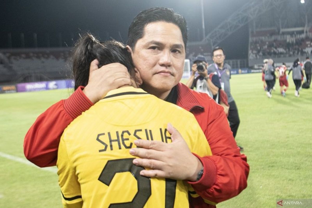 Pengamat nilai elektabilitas Erick Thohir menguat jika konsisten benahi PSSI