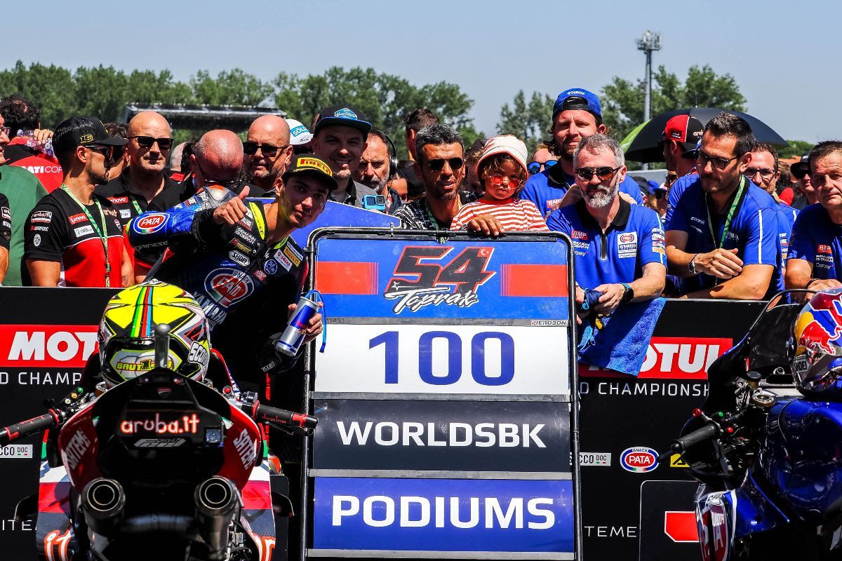 Toprak rayakan podium ke-100 sepanjang kariernya di WSBK