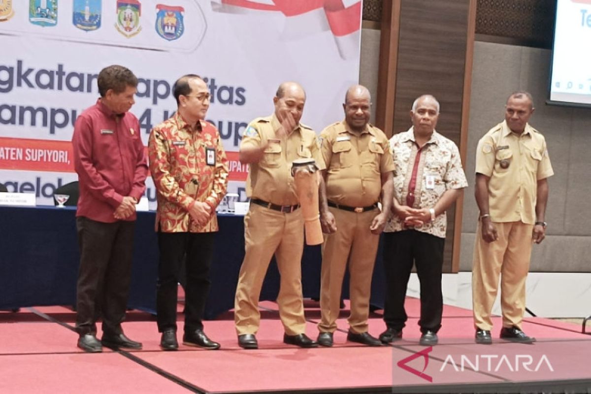 Kemendes PDT RI minta dana desa di Papua dikelola lebih transparan