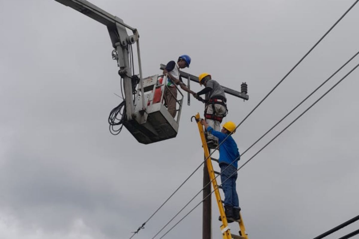 PLN UID Sulselrabar hadirkan Tim PDKB di Bulukumba dan Bone untuk keandalan listrik