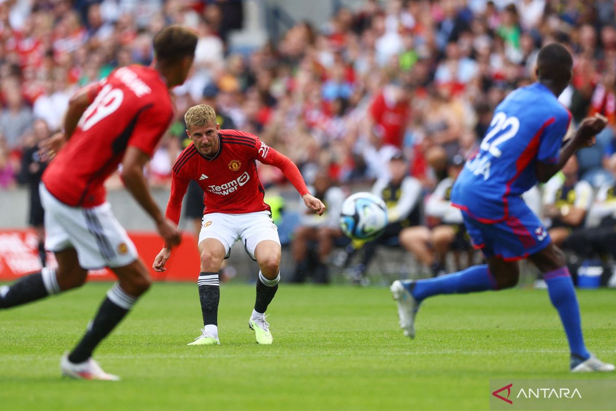 Ten Hag sebut kalah 1-3 dari Wrexham jadi pembelajaran bagi skuad muda