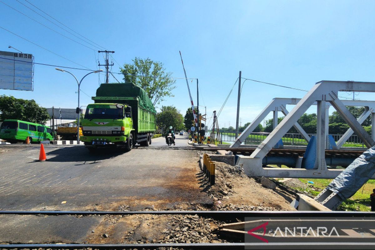 Pengamat:  Perlintasan Jalan Madukoro Semarang belum perlu jalan layang