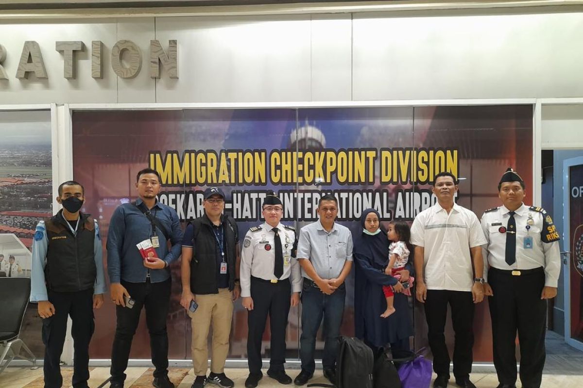 Polda Lampung pulangkan WNA Malaysia ke negara asal