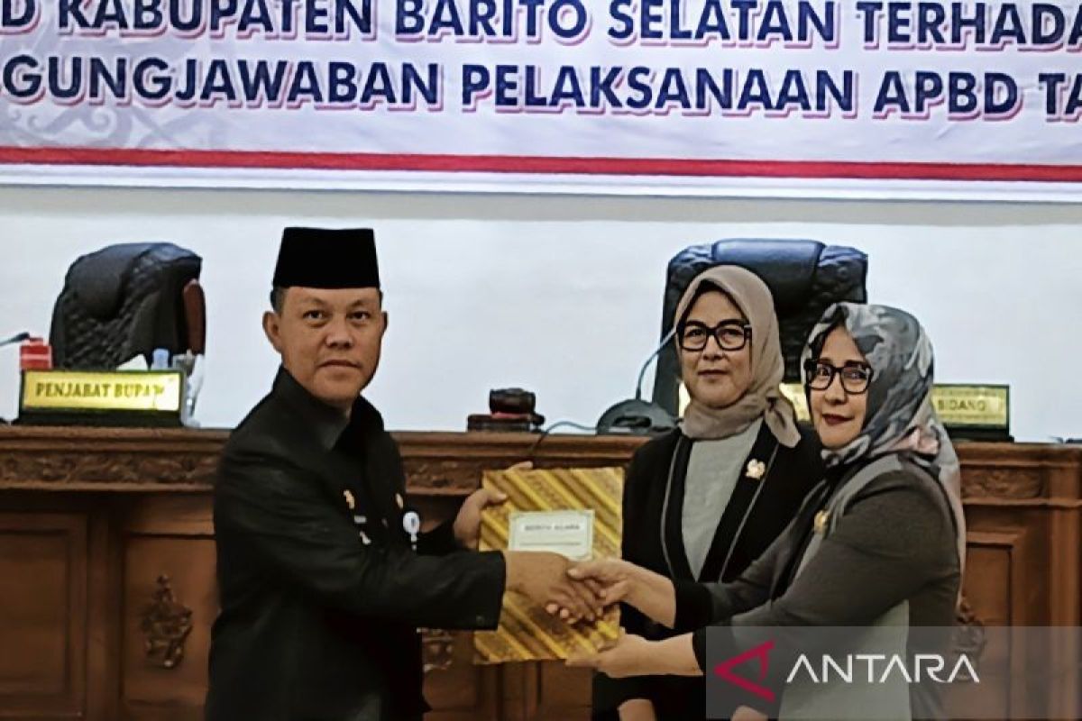 DPRD bersama Pemkab Barsel sepakati Raperda Pertanggungjawaban APBD 2022