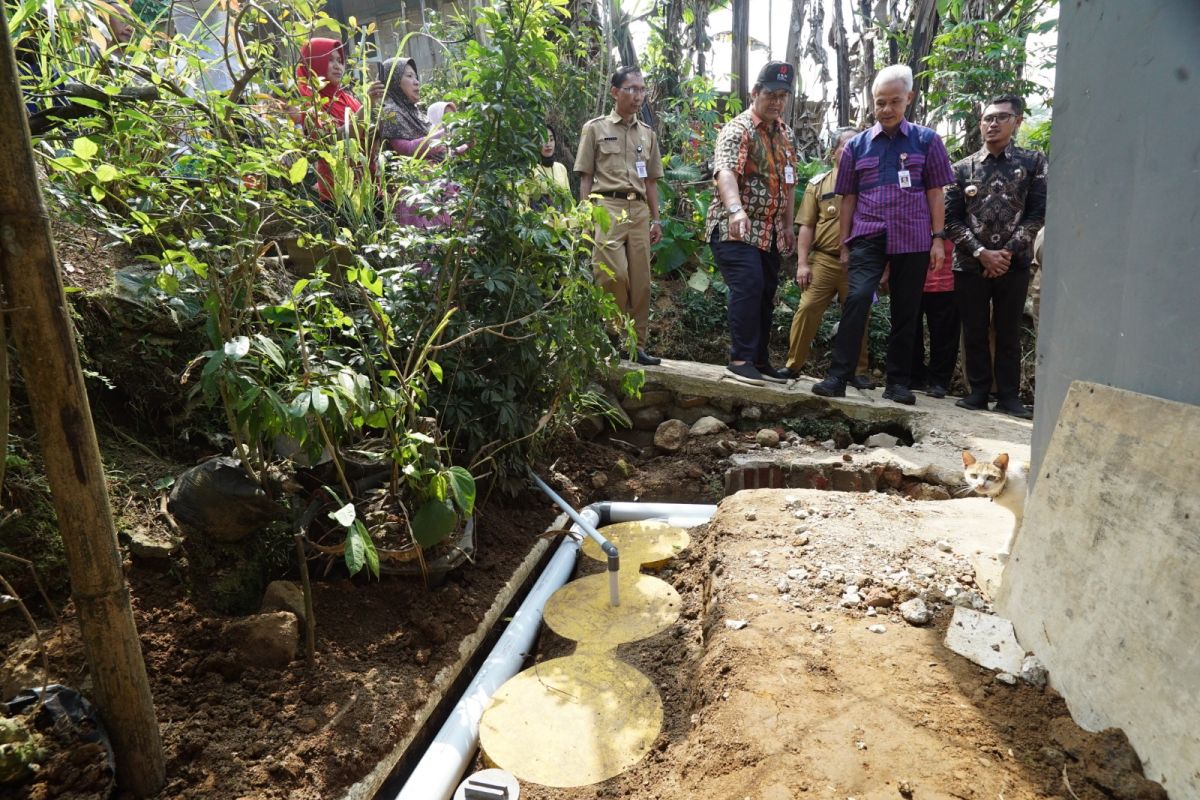 Gubernur Jateng ajak masyarakat terapkan pola hidup bersih dan sehat