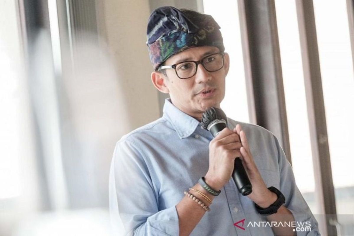 Menparekraf Sandiaga Salahuddin Uno berharap Himpunan Pengusaha Muda Indonesia (HIPMI) Culinary Indonesia harus mampu mempromosikan kuliner nusantara di kancah Internasional dalam acara Pelantikan Badan Otonom BPP HIPMI Culinary Indonesia 2022-2025, Senin (24/7). (ANTARA/HO/Biro Komunikasi Kemenparekraf)