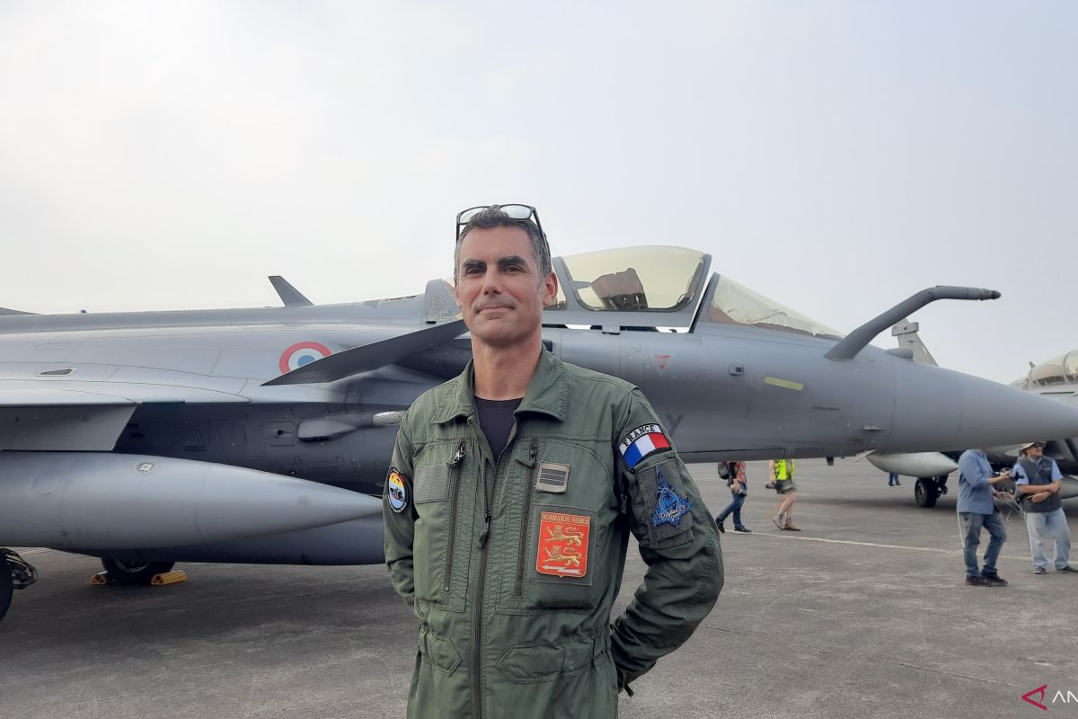 Pilot jet Rafale sebut lalu lintas udara Jakarta padat