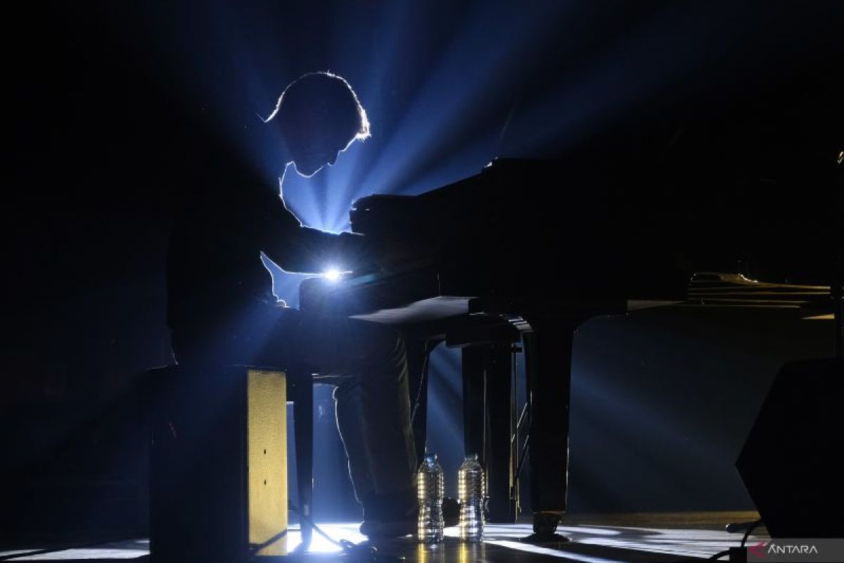 Henk Kraaijeveld Quintet sukses pikat publik lewat musik bercerita