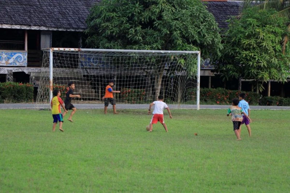 Mengenal Lebih Dekat Keindahan dan Kehidupan Masyarakat Desa Setulang (1)