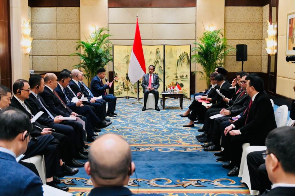 Jokowi jamin ke pengusaha China soal komitmen RI jaga investasi