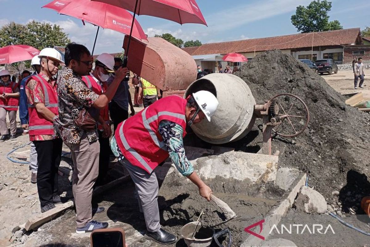 Bupati: Banyumas butuhkan minimal 11 unit gedung SMP negeri  baru