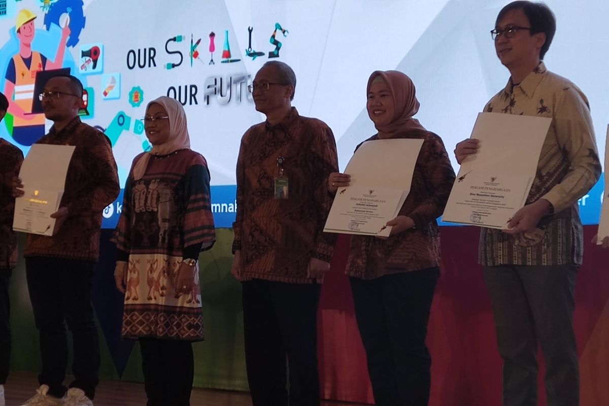 Indonesia juara umum Worldskills ASEAN ke-13, Menaker: kado HUT RI