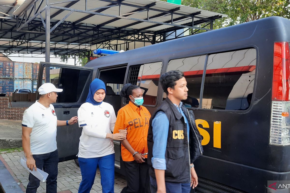 Petugas Bandara Soetta tangkap warga Kenya seludupkan 5,1 kg sabu-sabu