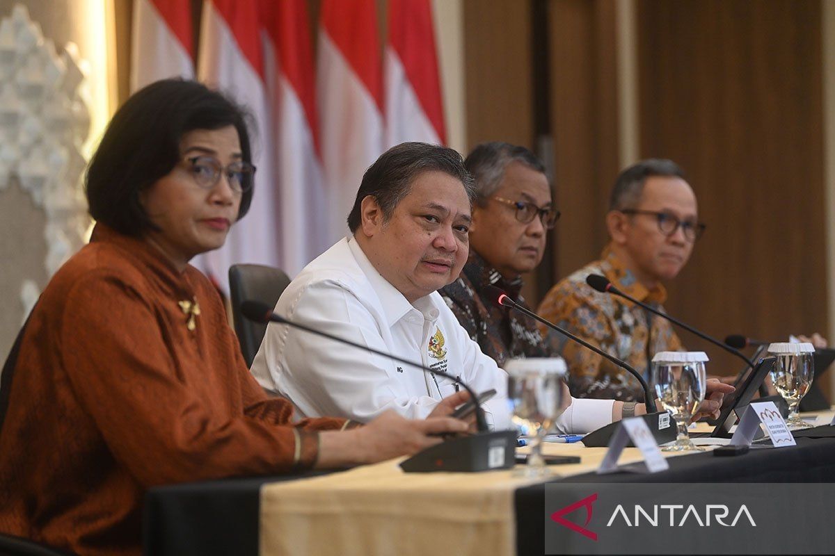 Bank Mandiri respons aturan baru DHE dengan sediakan alternatif penempatan