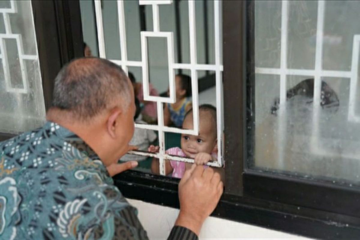 Peringati Tahun Baru 1445 Hijriah, YBM PLN santuni 582 santri yatim