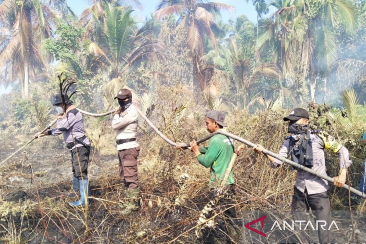 Tim gabungan padamkan kebakaran di Rangsang