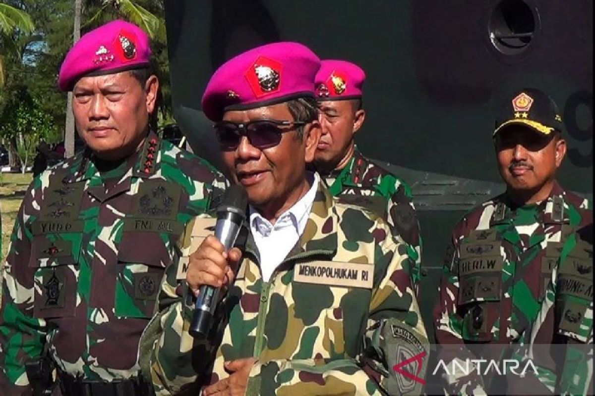 Mahfud MD optimistis TNI bisa jaga NKRI dengan baik