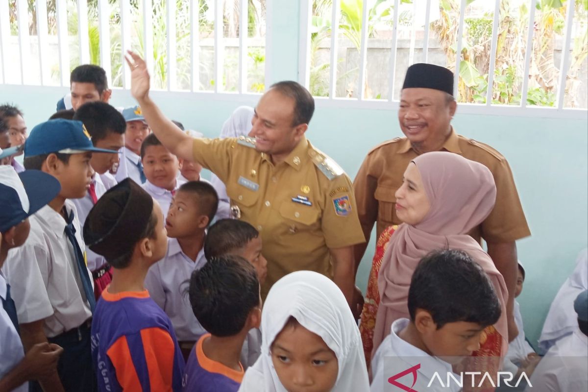 Wali Kota Lhokseumawe beri motivasi anak difabel agar terus berkreasi