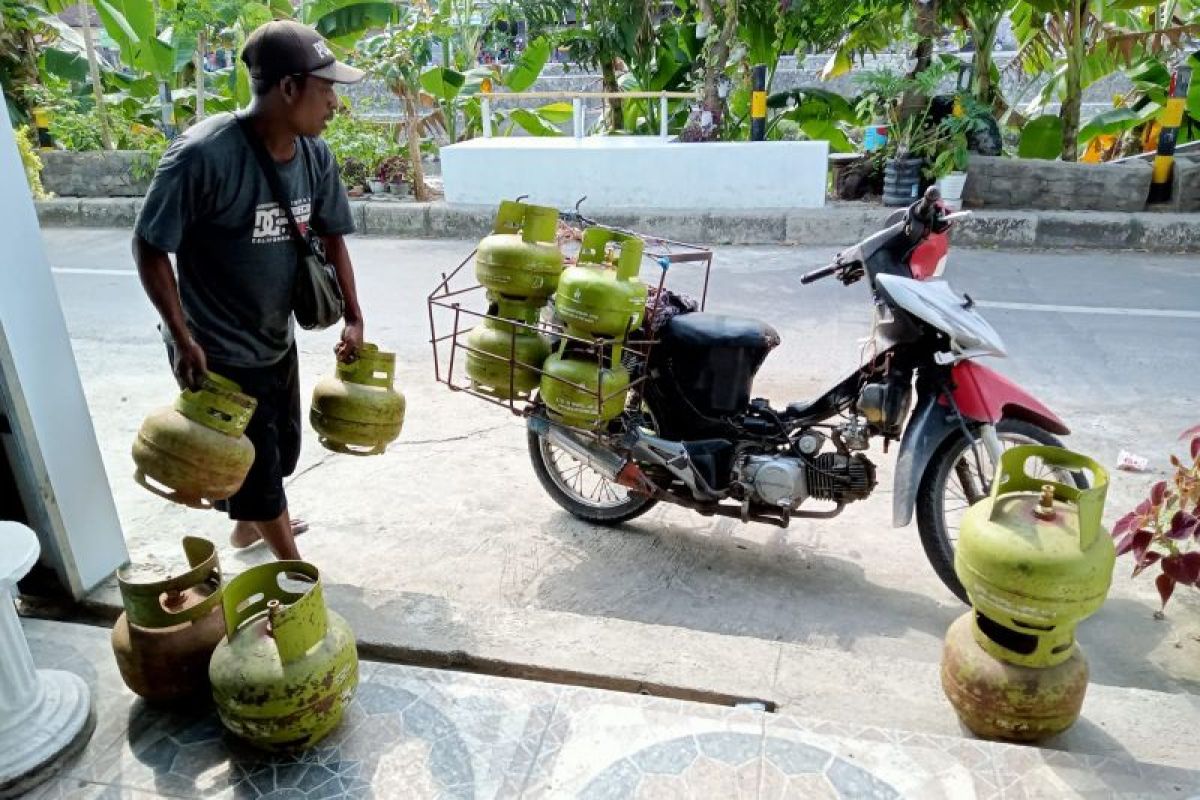 DPRD Mataram mendukung pengendalian konsumen elpiji 3 kilogram