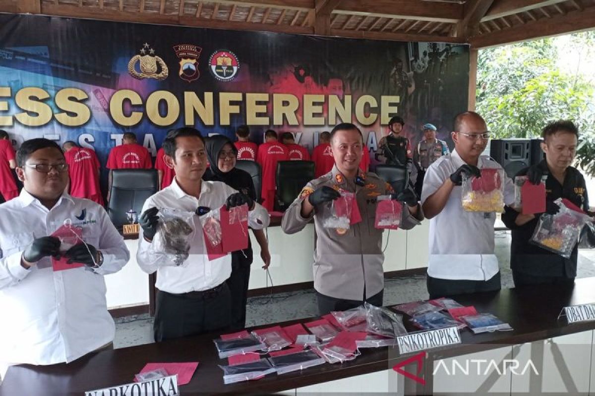 Polisi Banyumas ungkap 16 kasus narkoba libatkan 21 tersangka