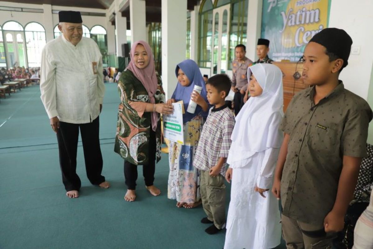 Baznas Sleman menggelar Program Yatim Ceria