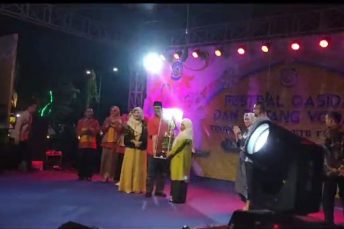 Loteng juara umum Festival LASQI Provinsi NTB 2023