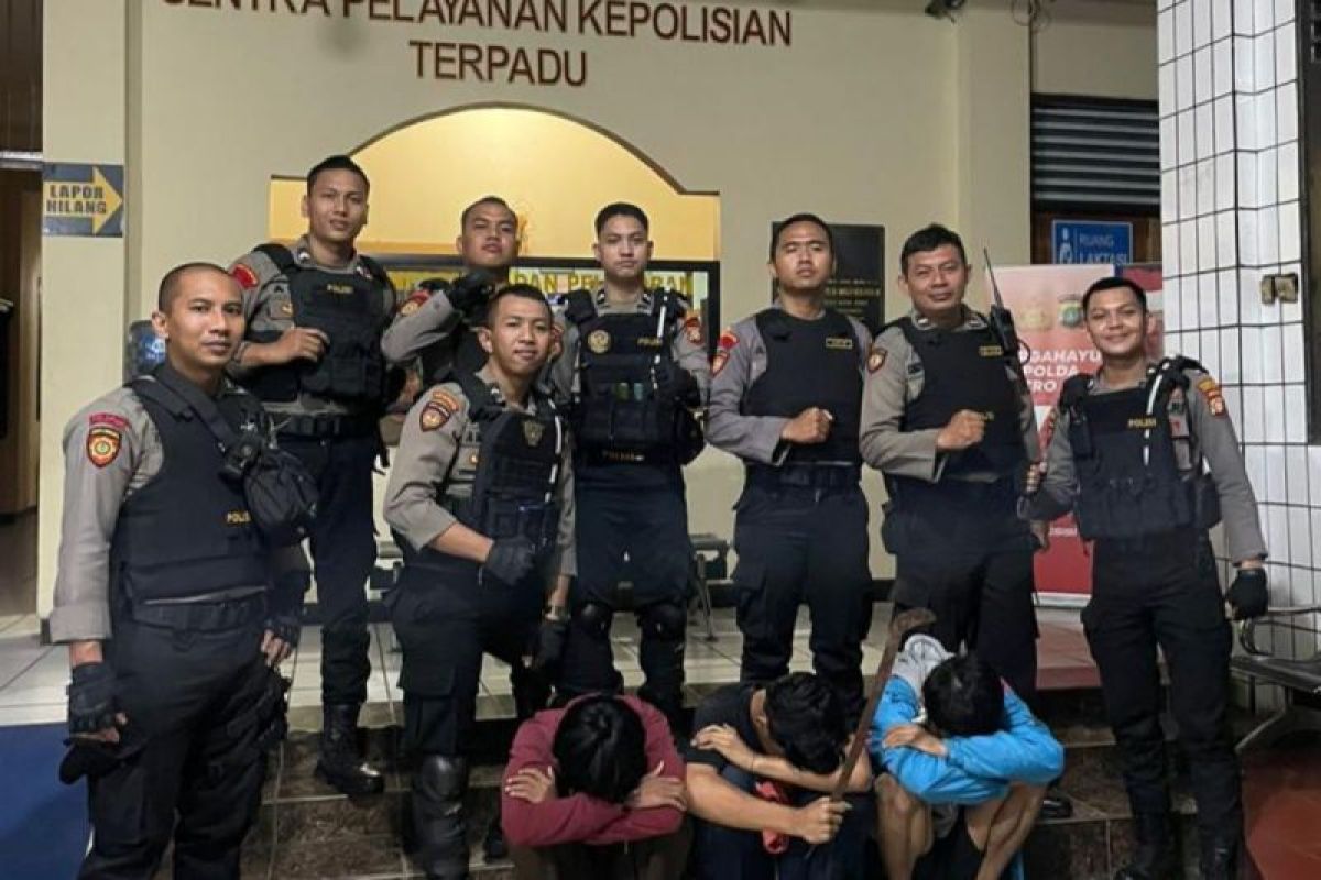 Polisi tangkap lima remaja hendak tawuran di Jakarta Selatan