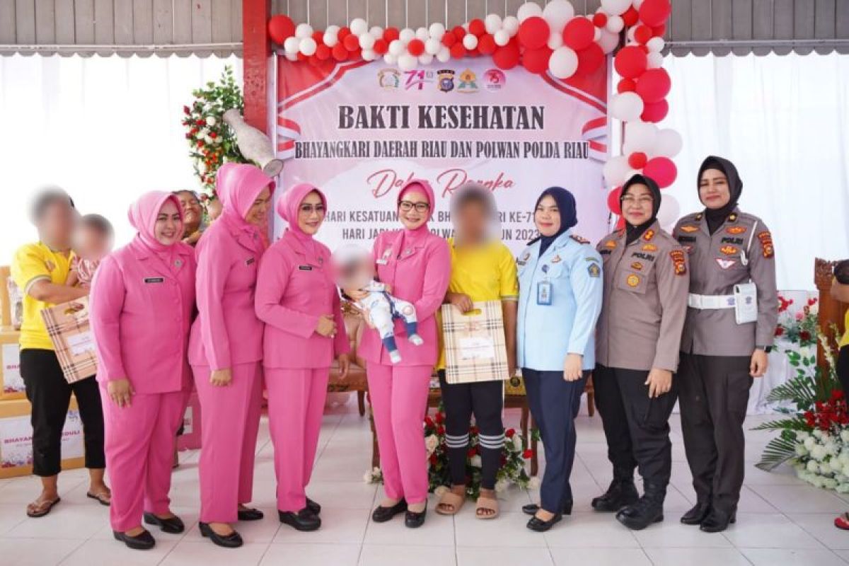 Ratusan penghuni Lapas Perempuan Pekanbaru diperiksa kesehatannya